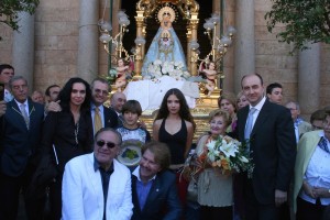 invitados con la virgen de peñarroya